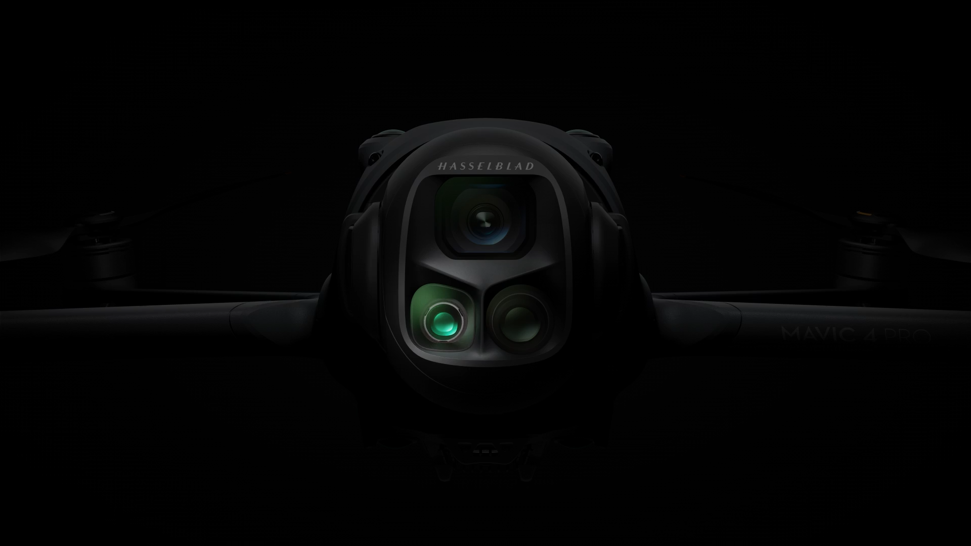 רחפן Mavic 4 Pro מבית DJI